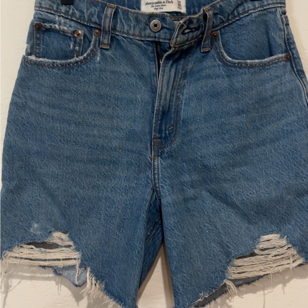 Abercrombie & Fitch loose Jean Shorts